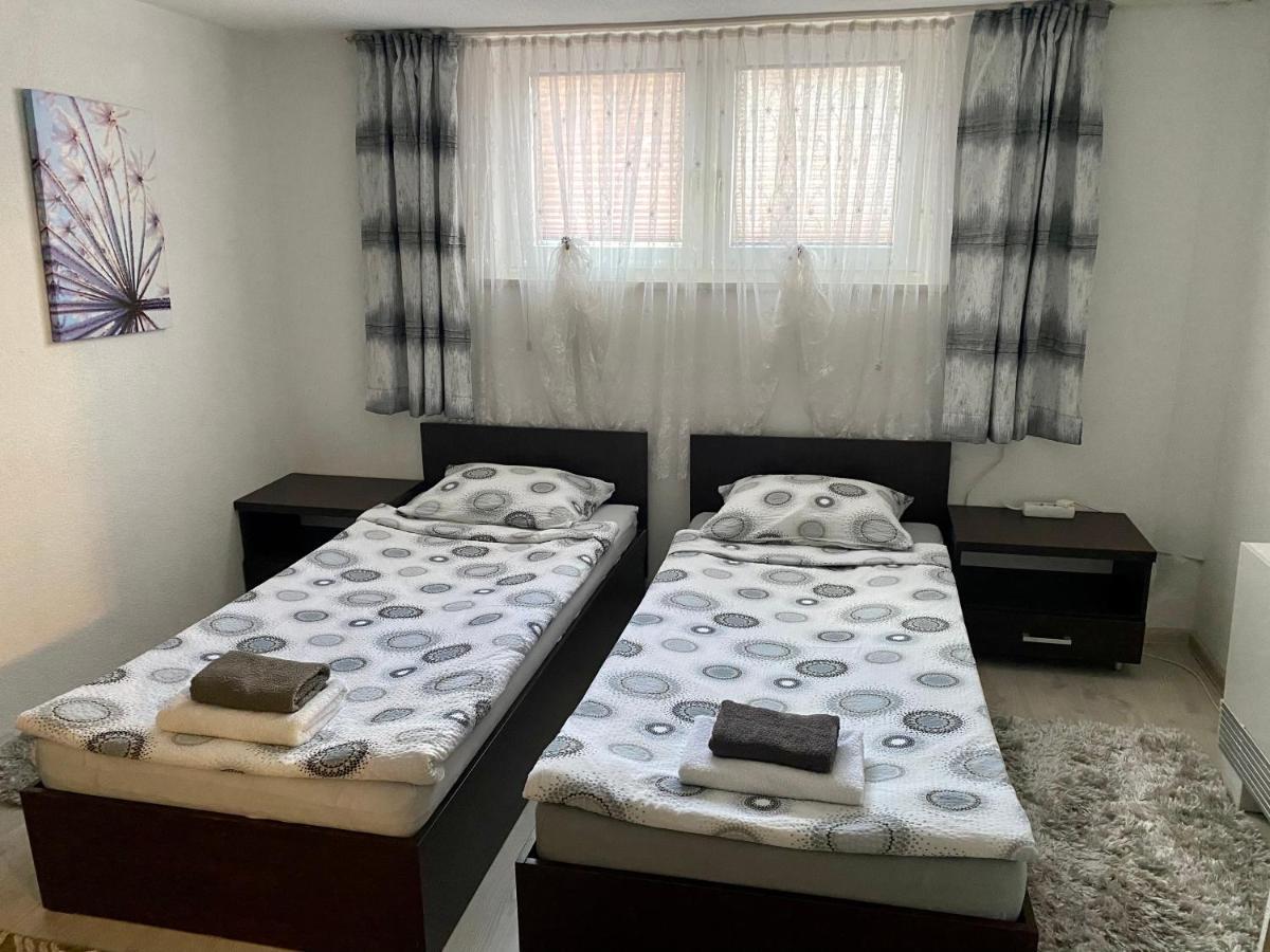 新乌尔姆 Riedwirtshaus汽车旅馆 外观 照片