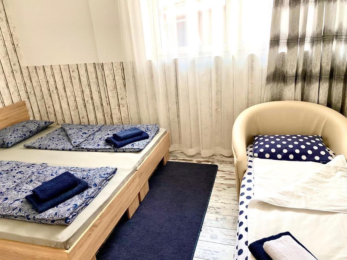 新乌尔姆 Riedwirtshaus汽车旅馆 外观 照片